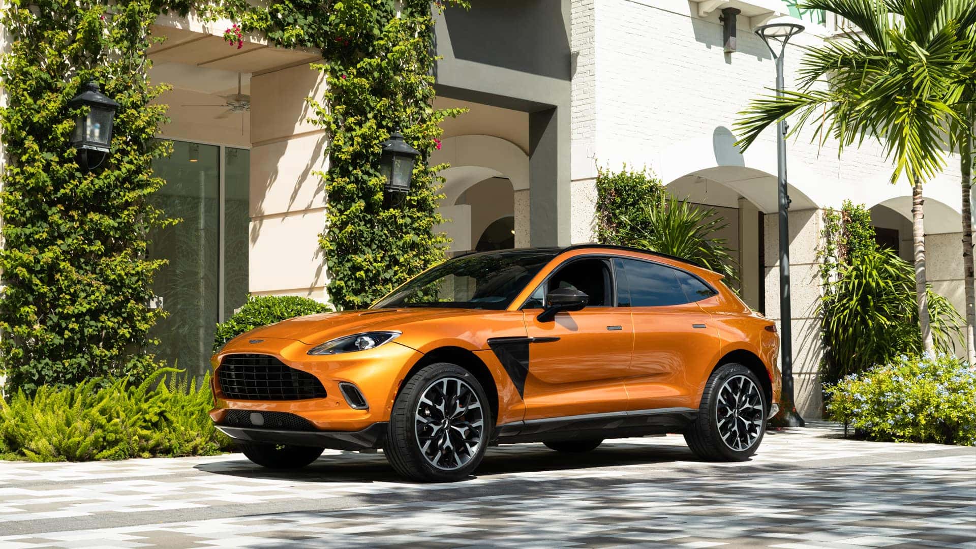 Aston Martin DBX in Palm Beach, FL