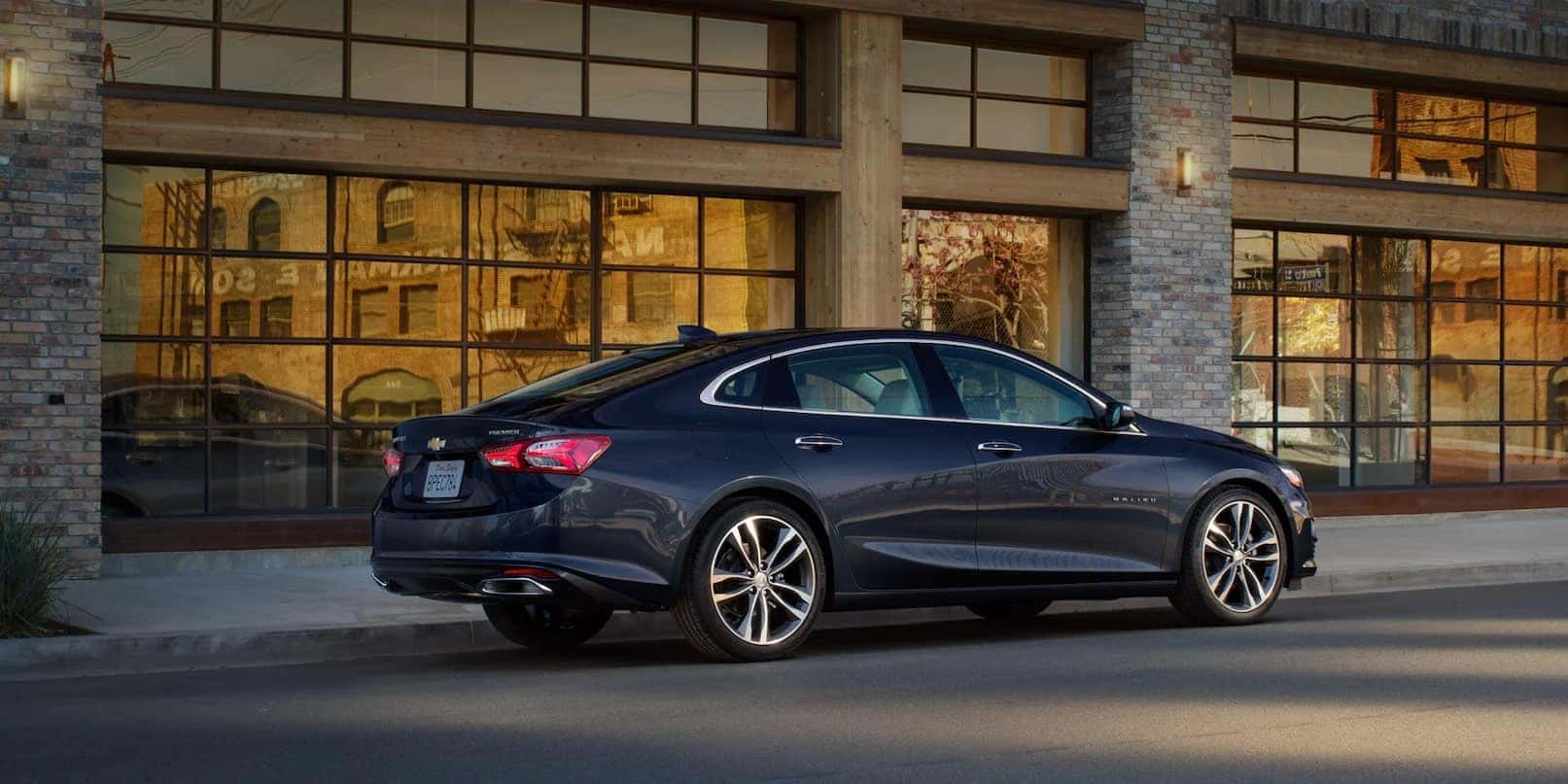 black 2022 chevy malibu