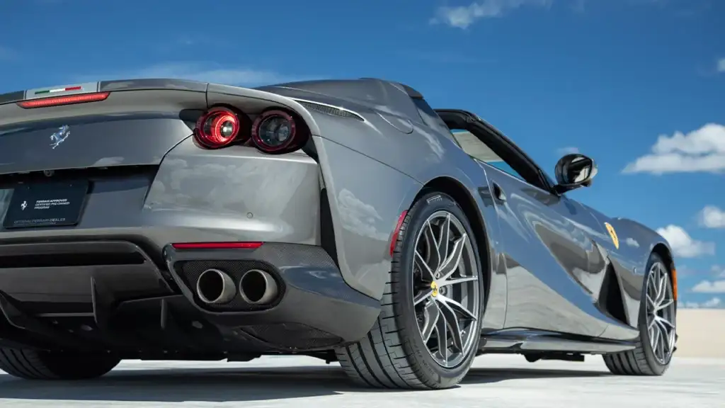 Ferrari maintenance | rear details