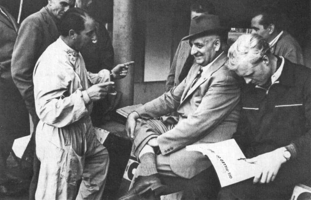 Scuderia_Ferrari_-_Monza_1953_-_Enzo_Ferrari__Mike_Hawthorn_cropped