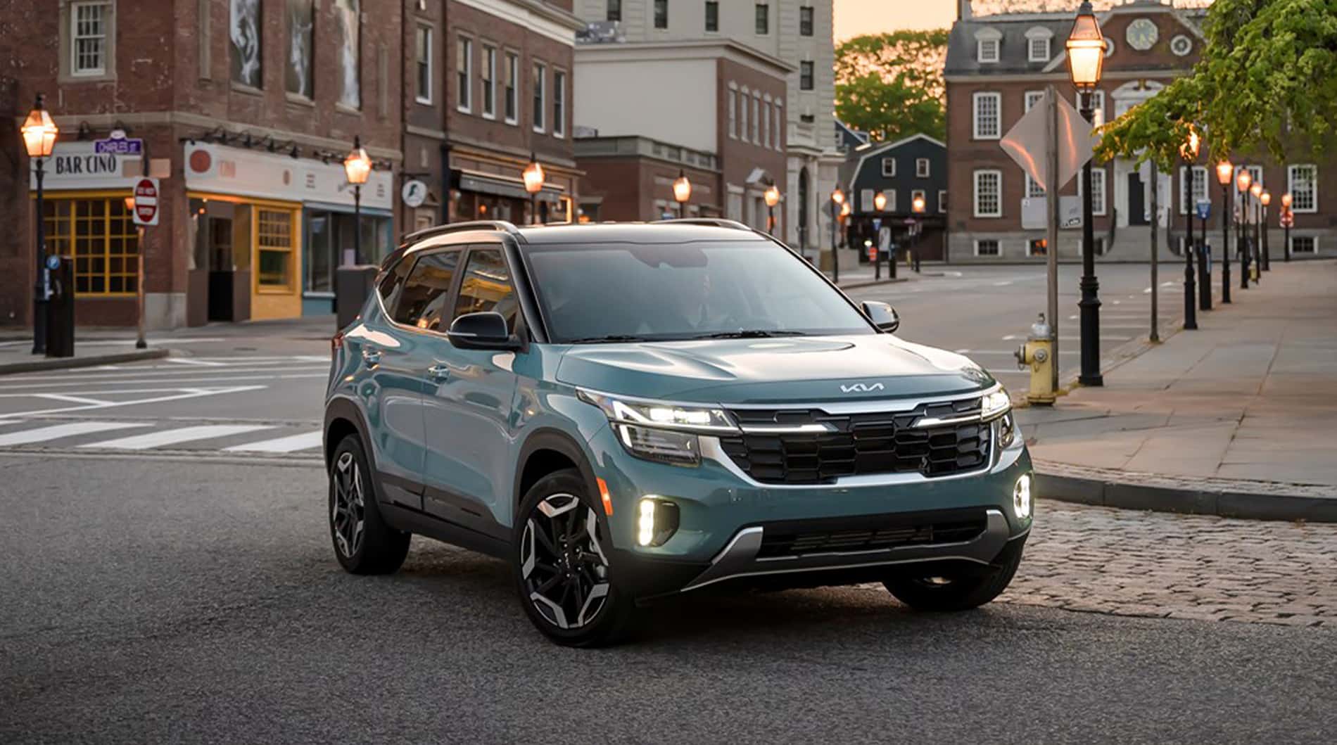 Kia Seltos in the city.