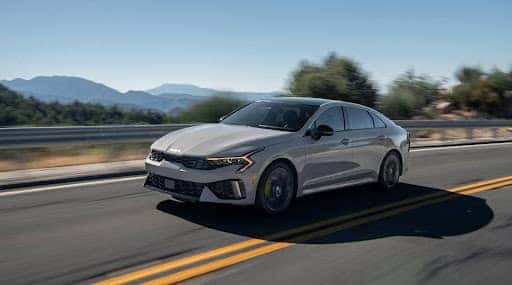 Kia K4 driving