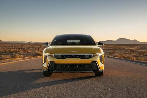 Kia K4 hatchback front view