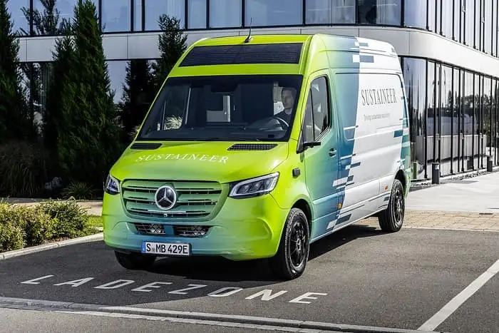 The Mercedes-Benz Sustaineer Renews The Standard Of Commercial Fleets ...