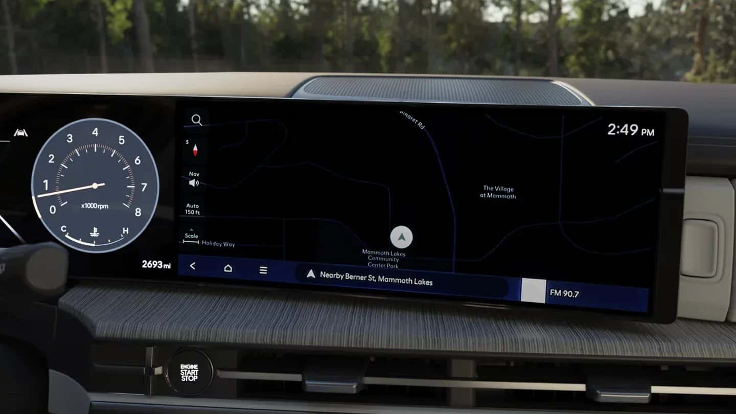 Hyundai SANTA FE 12.3-inch touchscreen showing the available built-in navigation