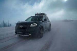 10 Essential Winter Car Maintenance Tips