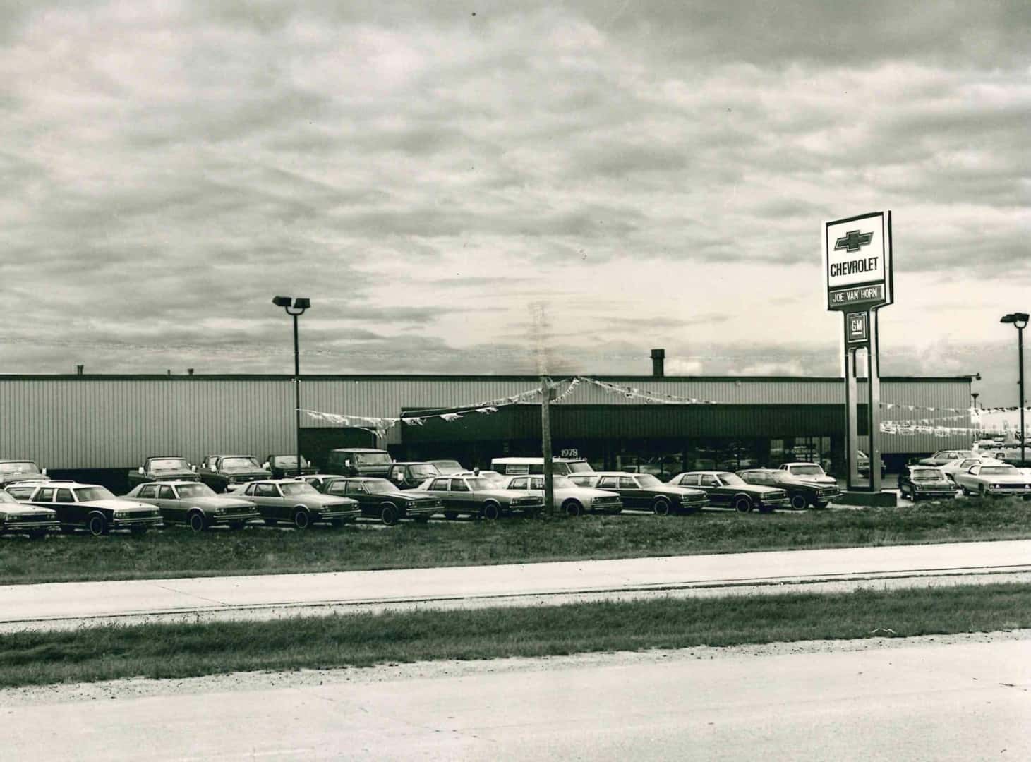 1976