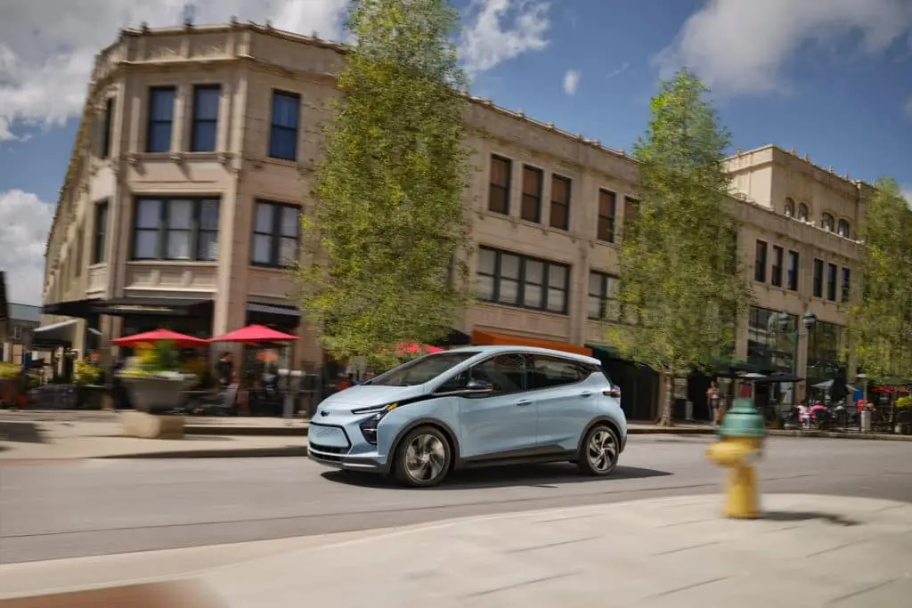 2023 chevrolet bolt release date